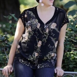 Meadow Rue Anthropologie Sheer Floral Blouse Crochet Trim Feminine Women's L